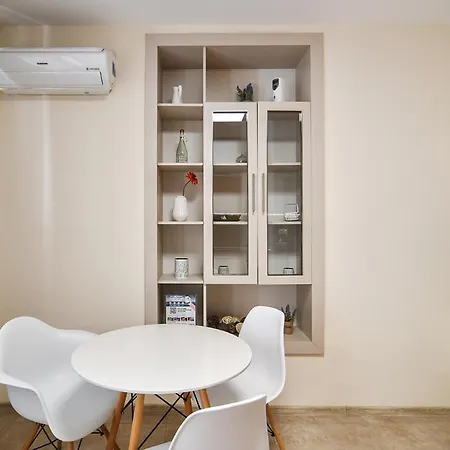 Location And Free Parking Daire *