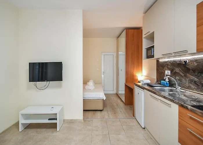 Location And Free Parking *